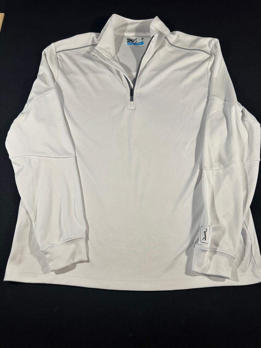 PGA Tour Men’s Medium White 1/4 Zip Golf Pullover Performance Long Sleeve